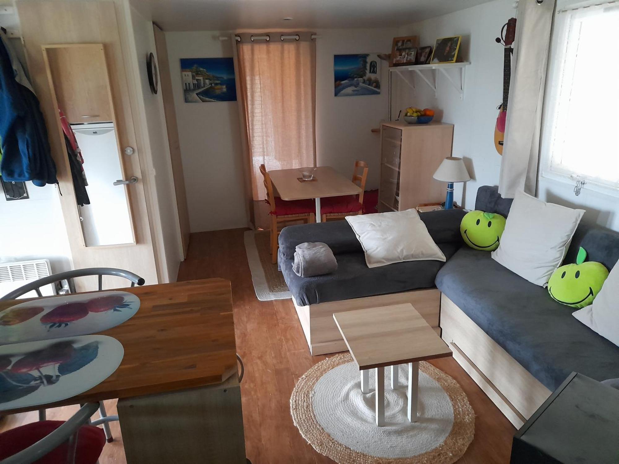 Location Type Gite, Chambre D'Hote, Meuble De Tourisme Dans Joli Petit Chalet Typique Et Ou Jolie Roulotte Type Boheme Waldighoffen Kültér fotó
