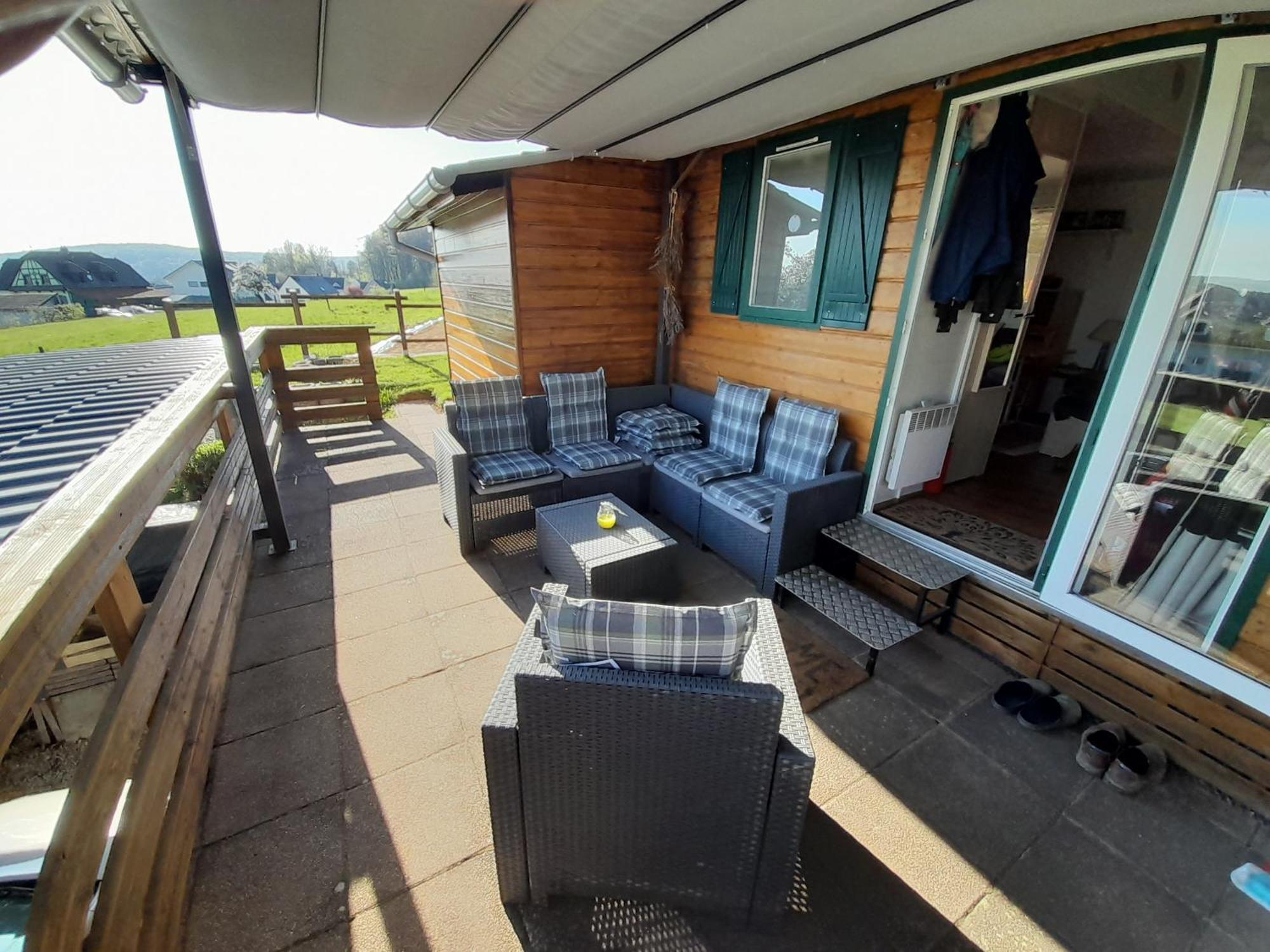 Location Type Gite, Chambre D'Hote, Meuble De Tourisme Dans Joli Petit Chalet Typique Et Ou Jolie Roulotte Type Boheme Waldighoffen Kültér fotó